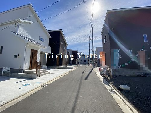 【前面道路含む現地写真】 | 【仲介手数料０円】平塚市平塚3丁目　新築一戸建て　全15棟 | 平塚市平塚3丁目　新築一戸建て　全15棟