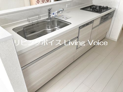 【キッチン】 | 【仲介手数料０円】平塚市平塚3丁目　新築一戸建て　全15棟 | 施工例　平塚市平塚3丁目　新築一戸建て　全15棟