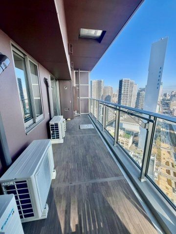 HARUMI FLAG SUN VILLAGE T棟のバルコニー|陽当たり良好なバルコニー