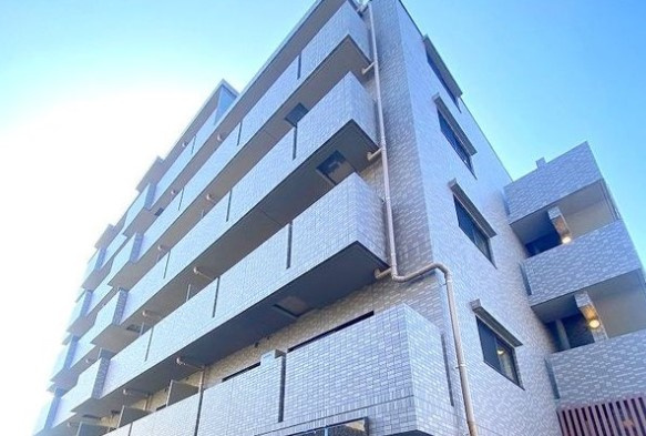 ルーブル下赤塚