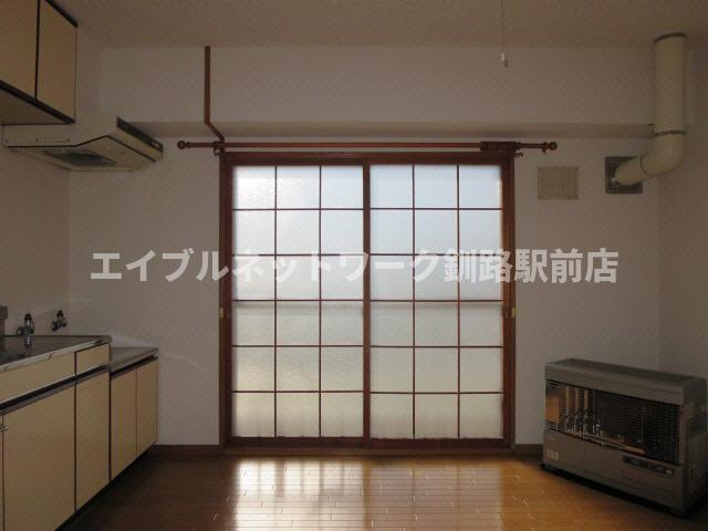 リバーサイドＫＩＴＡＨＡＲＡの居間・リビング