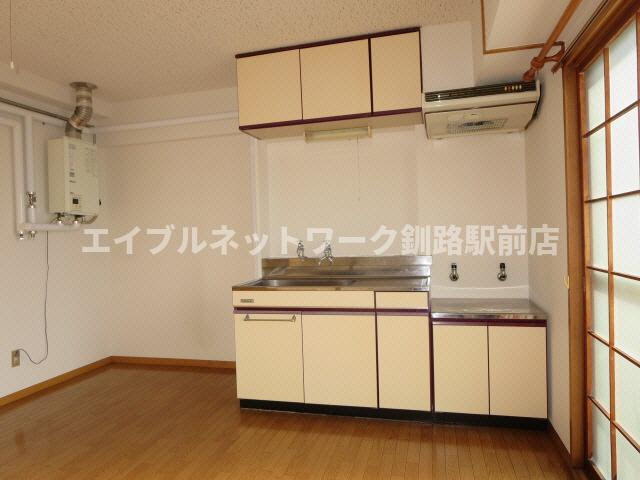 リバーサイドＫＩＴＡＨＡＲＡの居間・リビング