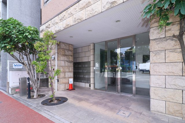 サヴォイエクセルシオール　5階のエントランス