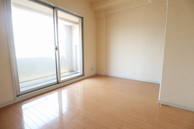 サヴォイエクセルシオール　5階の居間・リビング|別号室です、現状優先になります。