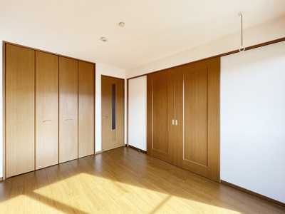 【洋室】 | ジェネシスＫ