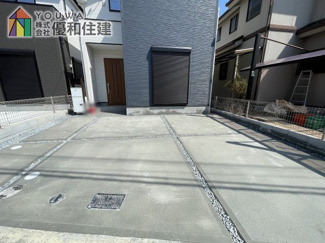 【駐車場】