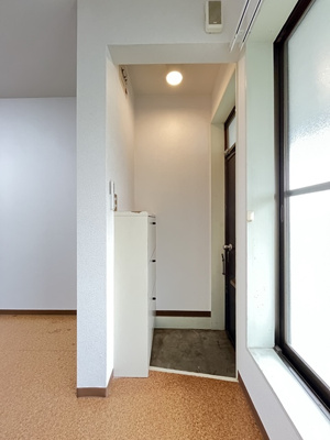 【玄関】 | コウジタニハイツ