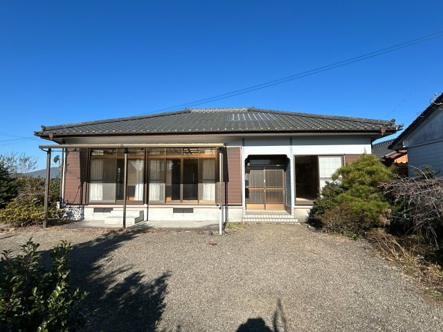 曽於市末吉町上町６丁目の中古一戸建の外観