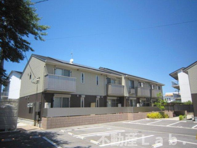 グランドソレイユ八幡 A棟の外観