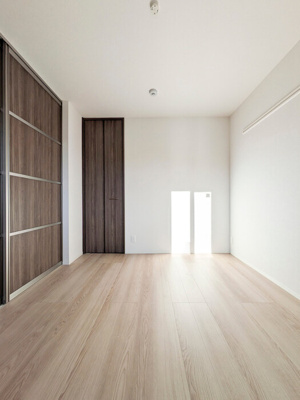 【寝室】 | セントラーレ