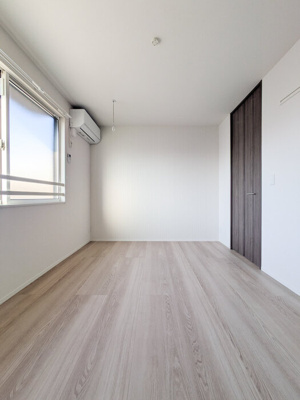 【寝室】 | セントラーレ