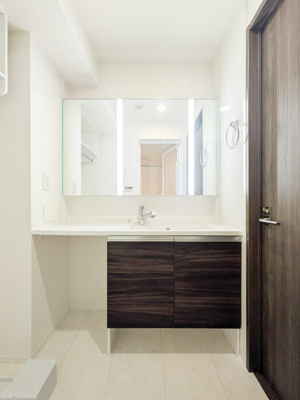 【洗面所】 | セントラーレ