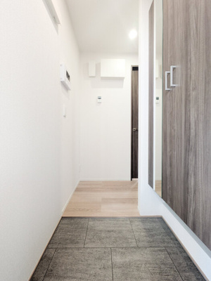 【玄関】 | セントラーレ