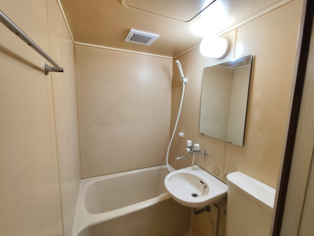 エルマンションBの浴室