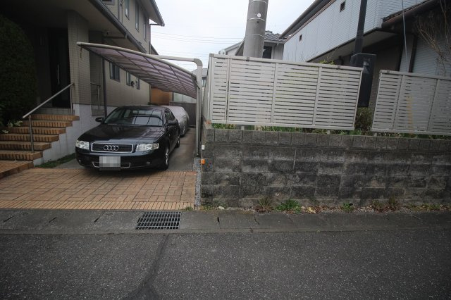 下野市烏ケ森1丁目の外観