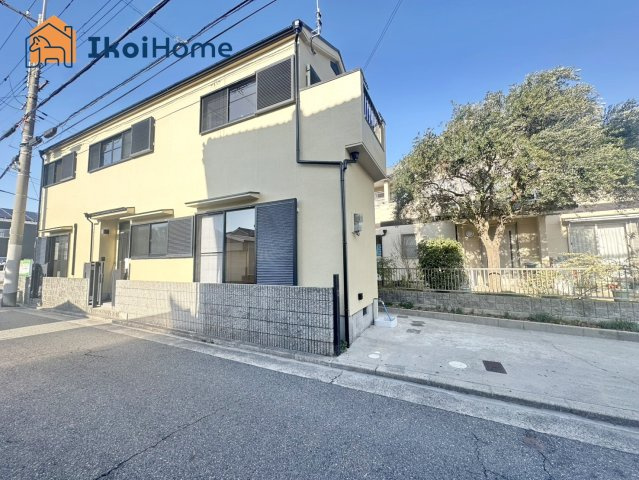 明石市大久保町江井島　中古戸建のエントランス|【ホームページに現地動画掲載中】●年中無休：当日予約可●夜間でもご案内可能。いつでも問い合わせ可！