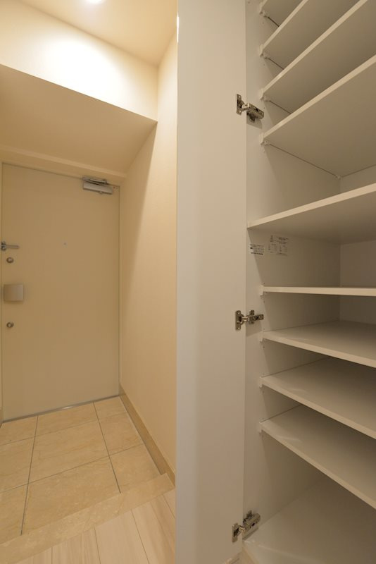 グランドコンシェルジュ六本木の収納|小物を収納するのに便利です