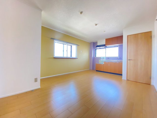 水尾ちとせハイツの居間・リビング