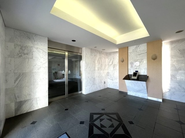 パレステュディオ芝浦（Tokyo Bay）のエントランス|清潔なエントランスです