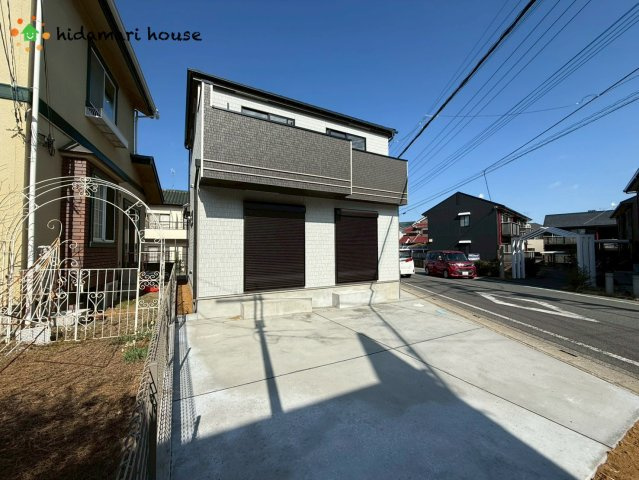 第1北本宮内　新築戸建　ハートフルタウンAの駐車場