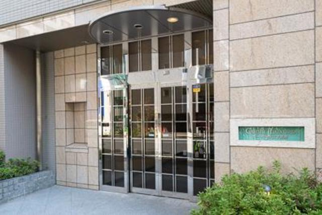 コートラクリア京橋のエントランス|毎日通るエントランスはこのようになっています