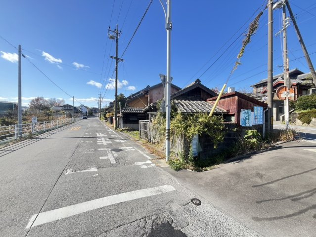 半田市清城町1丁目　全2区画　B区画の前面道路含む現地写真|R7.12.12撮影　前道！