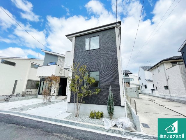 箕面市稲　第1期　新築一戸建ての外観|安心の10年保証！外観を美しく保ち、雨水で汚れを落とします！気になることがありましたら、お気軽にお問い合わせください！