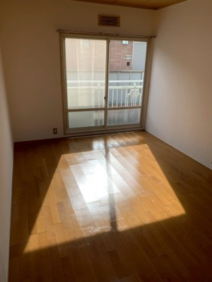 【居間・リビング】 | フローラル中尾