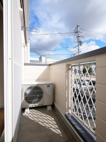 メゾン宮下のバルコニー|※写真は別の部屋のものです。