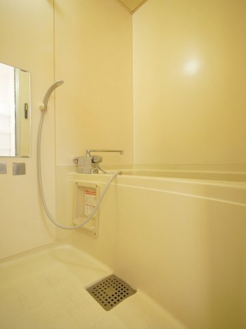 メゾン宮下の浴室|※写真は別の部屋のものです。