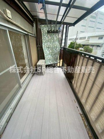 東鴻池町1丁目中古戸建のバルコニー|広めで陽当たり良好で洗濯物が乾きやすいです♪