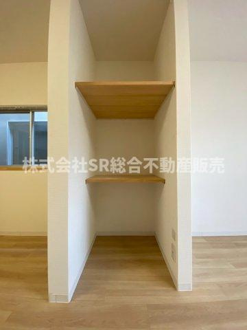 東鴻池町1丁目中古戸建の収納|便利な収納スペースです！