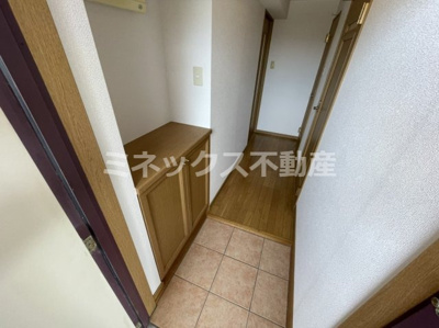 【庭】 | サンフォーラス | 同タイプのお部屋の写真。現況を優先します。