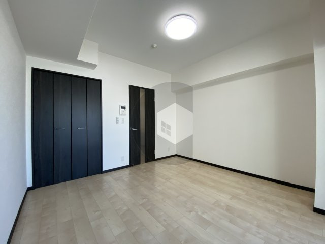 プレシオ小阪の居間・リビング