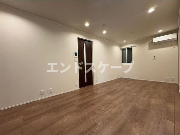 メゾン・ド・ルミナスの居間・リビング|高崎、前橋のお部屋探しはエンドスケープまで！お客様の理想お聞かせ下さい♪