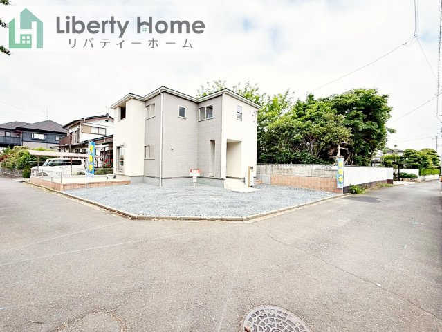 第1石岡市旭台　新築戸建の前面道路含む現地写真