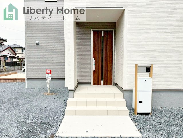 第1石岡市旭台　新築戸建のエントランス