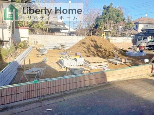 第1石岡市旭台　新築戸建の前面道路含む現地写真