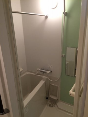 レオネクストトゥリーベルの浴室|サーモスタット付水栓