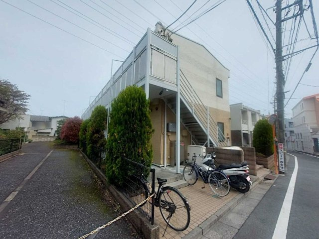 レオパレスアイリス