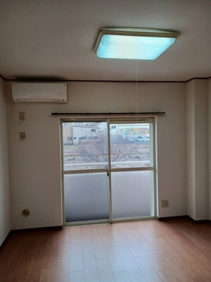 【内装】 | アヴェニールＮＩＳＨＩＫＩ | 過ごしやすい室内です