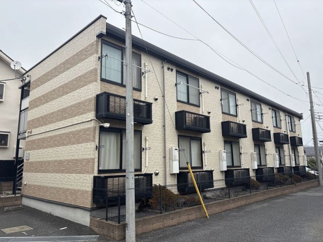 レオパレスエヌ　ファミール