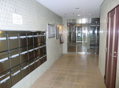 【エントランス】 | ARTERE東日本橋 | 落ち着いたエントランスです