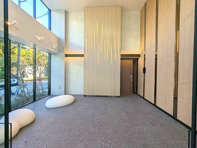 geo ent上野稲荷町の設備|瀟洒なエントランスロビーです