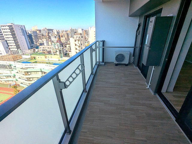 geo ent上野稲荷町の設備|12Fワイドバルコニー、洗濯物干せます
