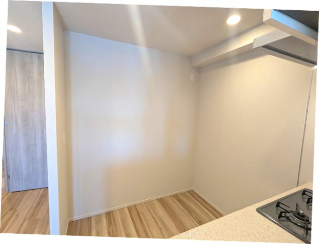 geo ent上野稲荷町の設備|キッチンの冷蔵庫家電等置場広々空間確保されています