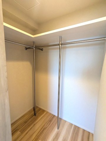 geo ent上野稲荷町の収納|5.6帖洋室のウォークインクローゼットです