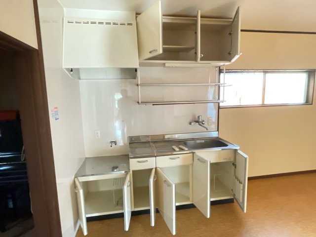 下今池住宅のキッチン