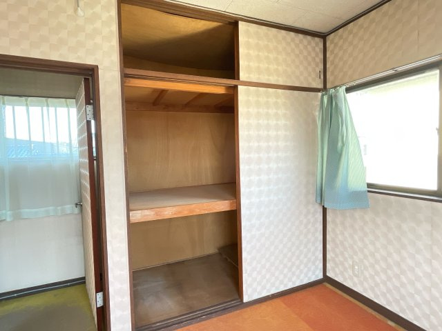 下今池住宅の収納