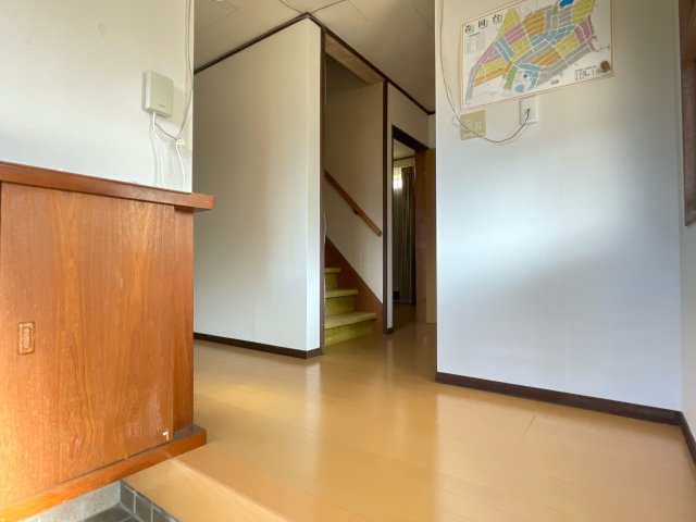 下今池住宅の玄関